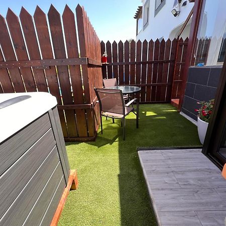 Estudio Agradable, Con Jacuzzi, Terraza Y Barbacoa, Totalmente Independiente Daire Corralejo Dış mekan fotoğraf