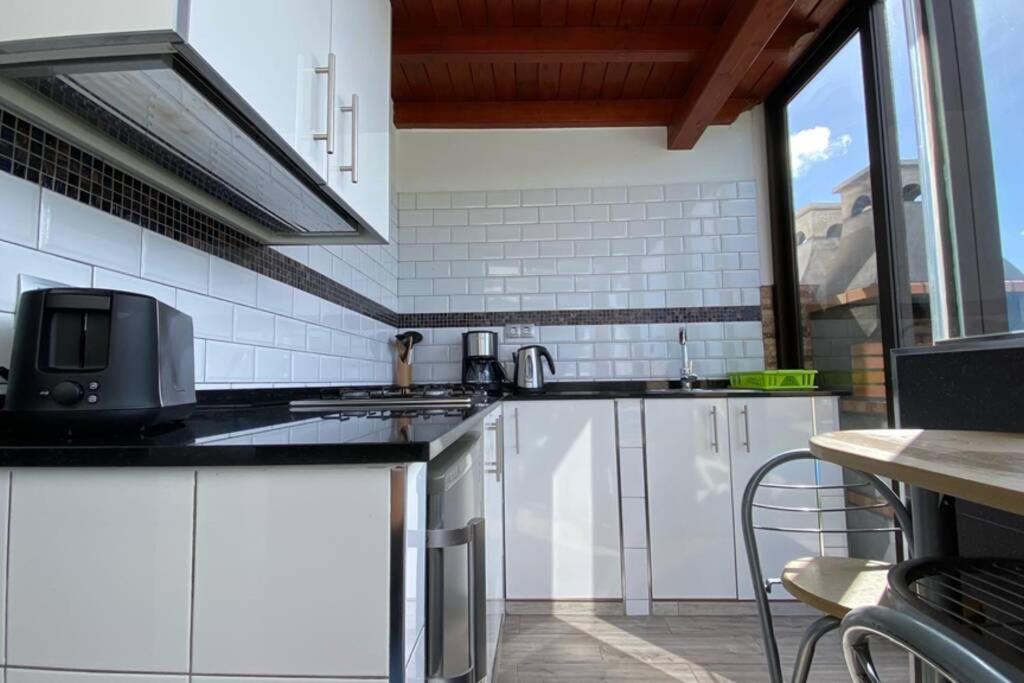 Estudio Agradable, Con Jacuzzi, Terraza Y Barbacoa, Totalmente Independiente Daire Corralejo Dış mekan fotoğraf